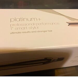 GHD Platinum+ 1" Smart Styler